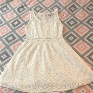 White lace dress